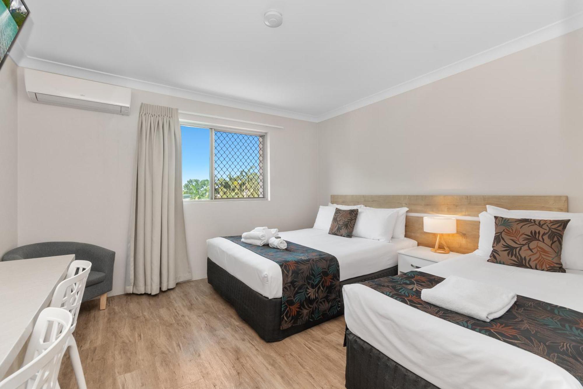 Castle Crest Motel Townsville Exteriör bild