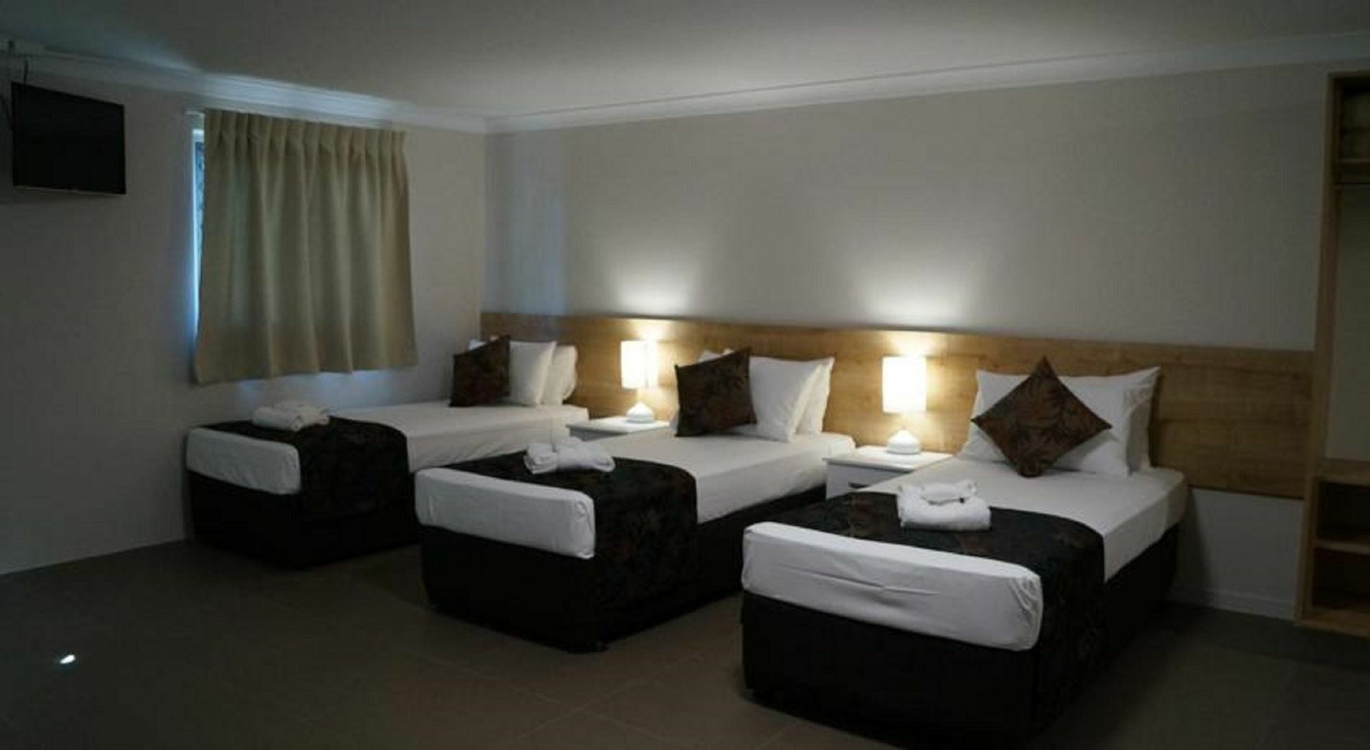 Castle Crest Motel Townsville Exteriör bild
